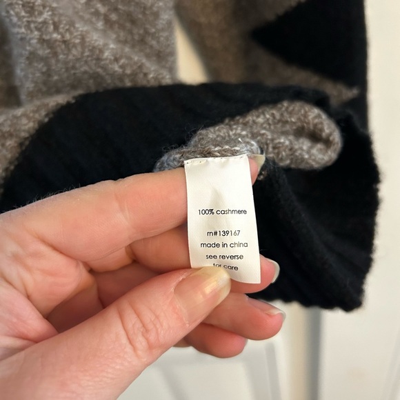 27 Miles cashmere zig zag intarsia pattern sweater - Picture 3 of 4